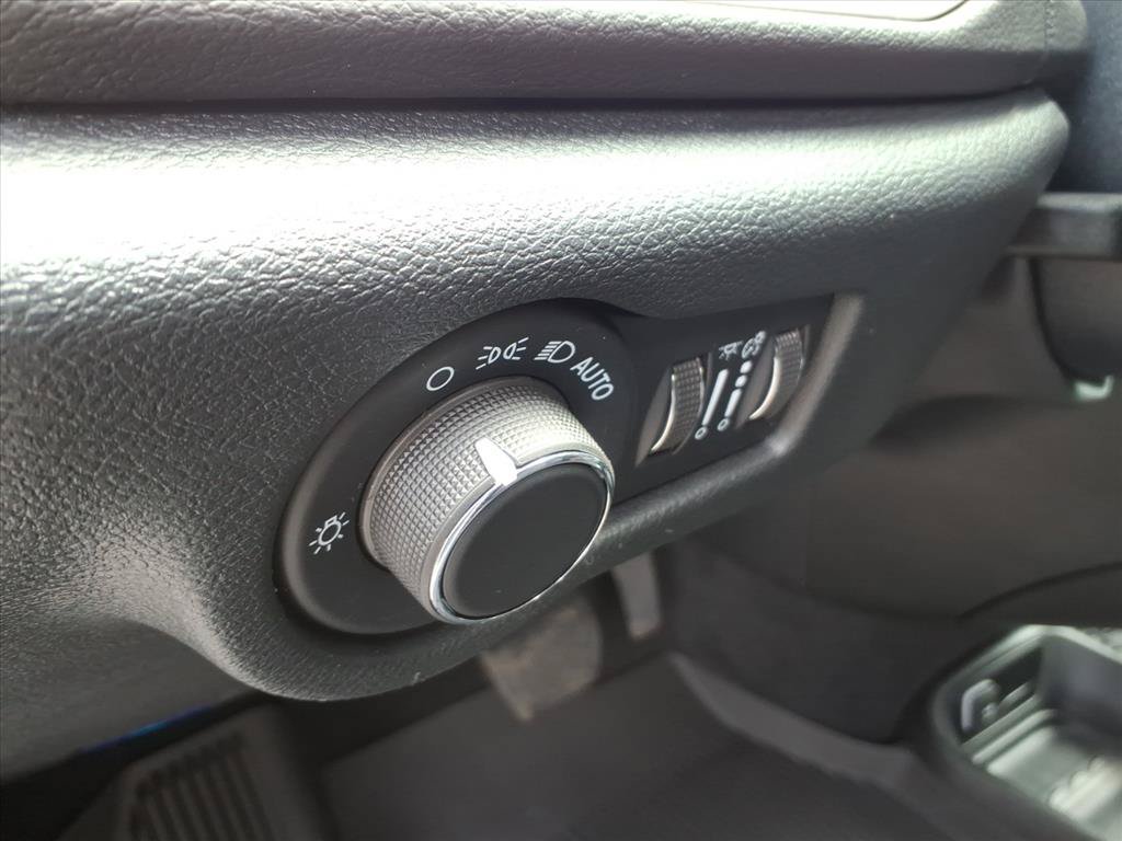 New 2027 Chrysler Pacifica LX FWD image 21