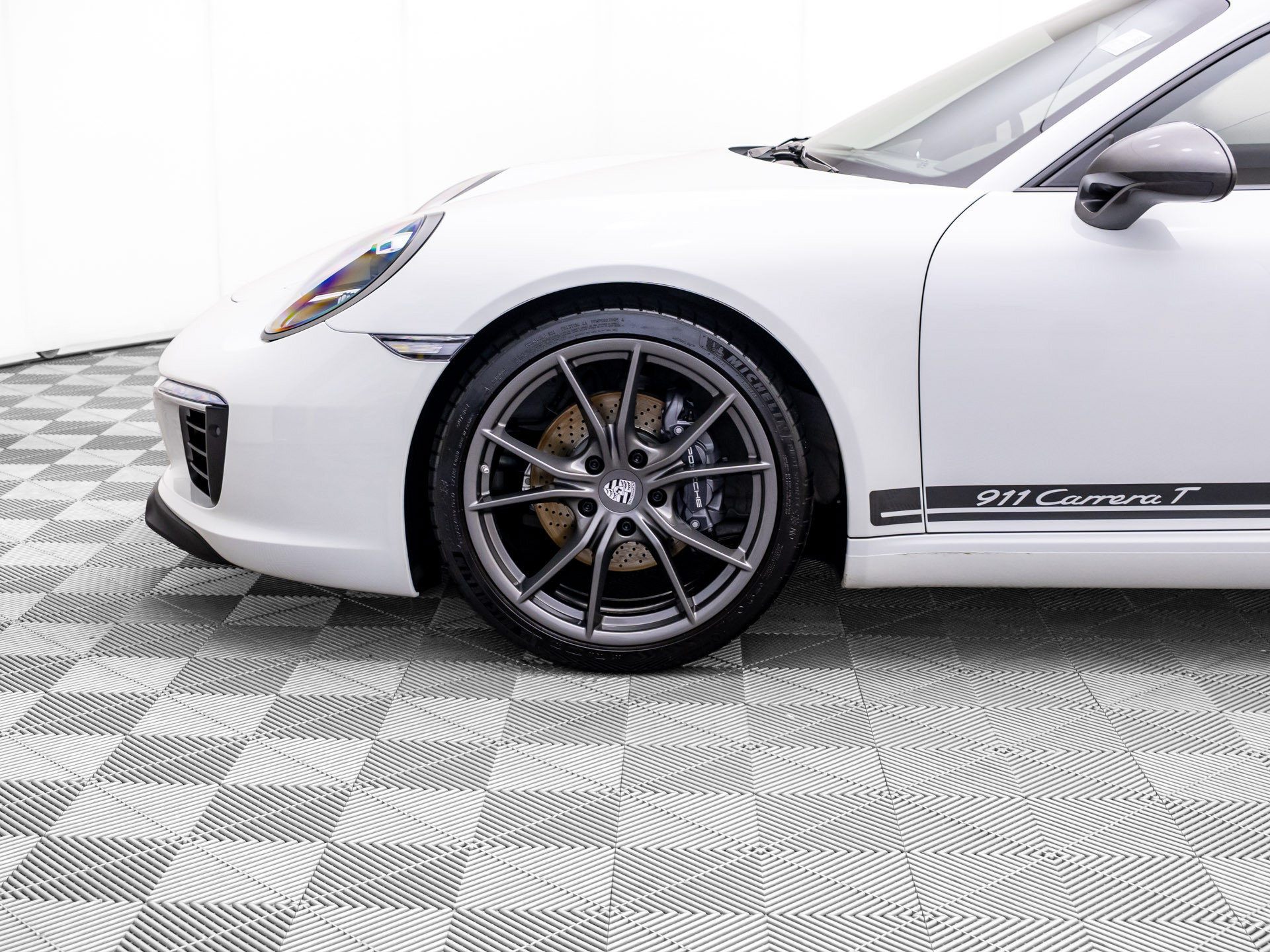 Used 2019 Porsche 911 Carrera T RWD image 35