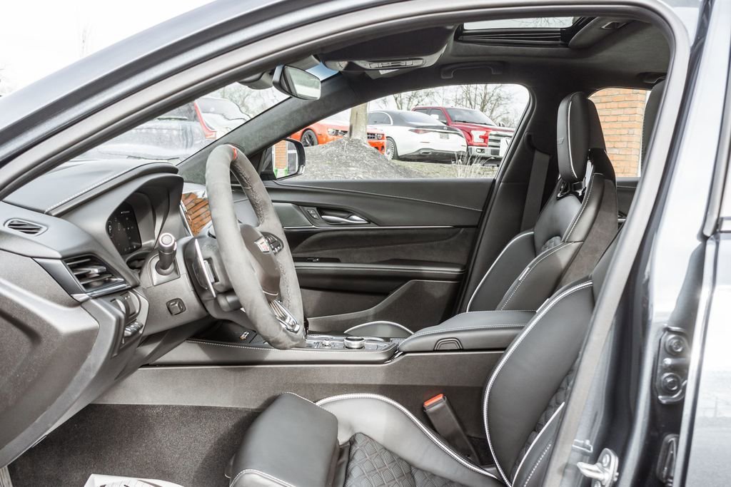 Used 2025 Cadillac CT4 V Blackwing w/ Driver Assist Package image 34