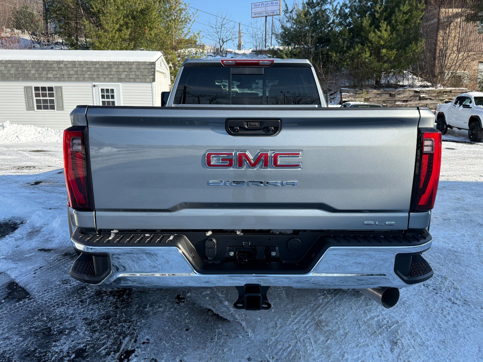 New 2026 GMC Sierra 3500 SLE w/ Preferred Package image 4