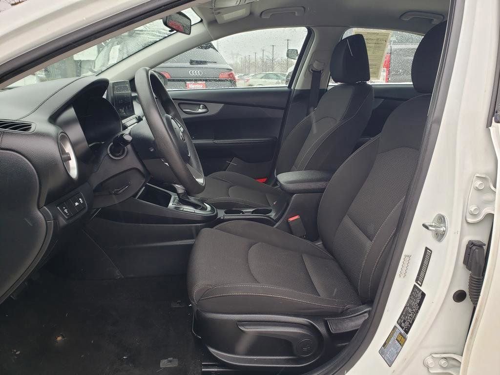 Used 2020 Kia Forte LXS image 15
