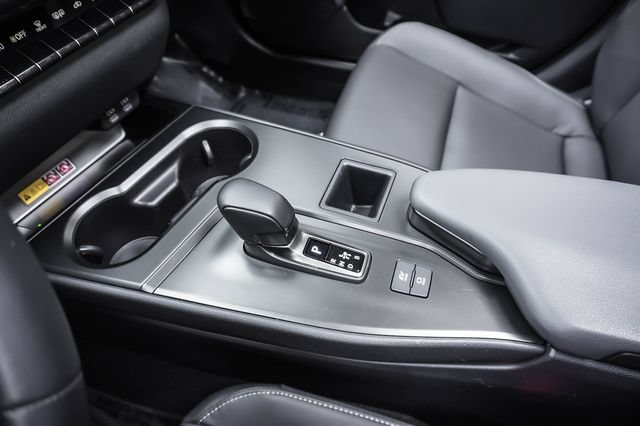 Certified 2025 Lexus UX 300h FWD w/ Accessory Package (Z2) image 17