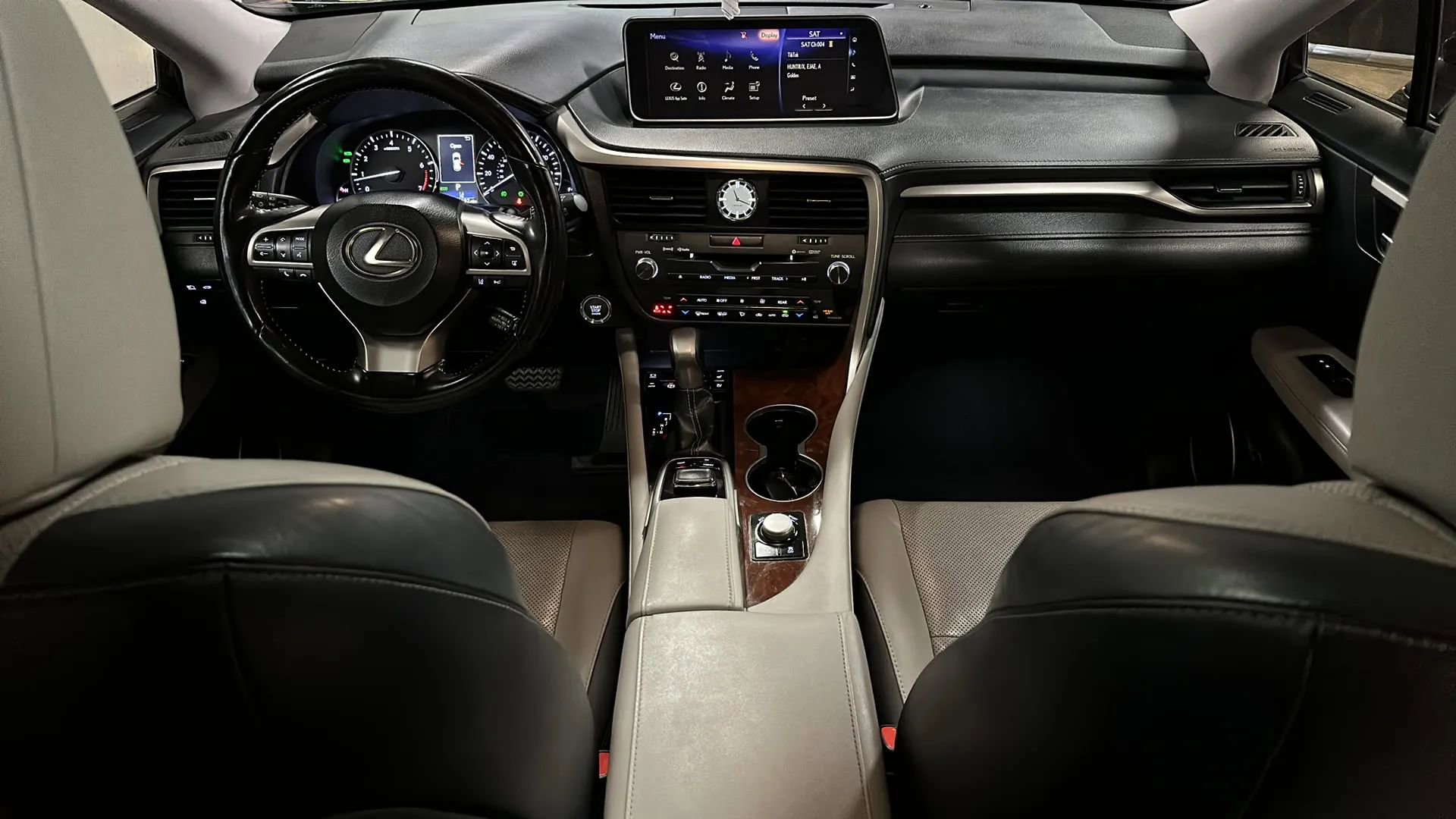 Used 2018 Lexus RX 350L AWD image 24