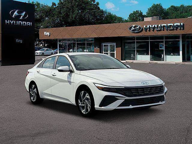 New 2026 Hyundai Elantra Limited FWD image 13