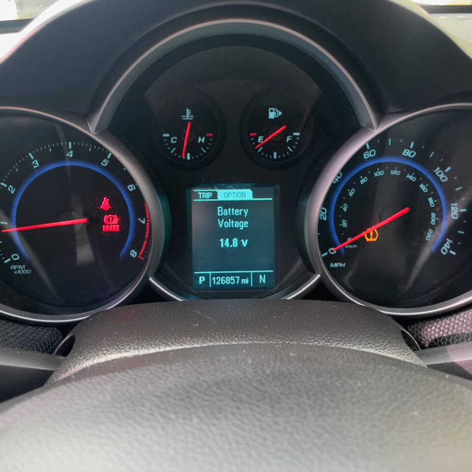 Used 2016 Chevrolet Cruze LT image 13