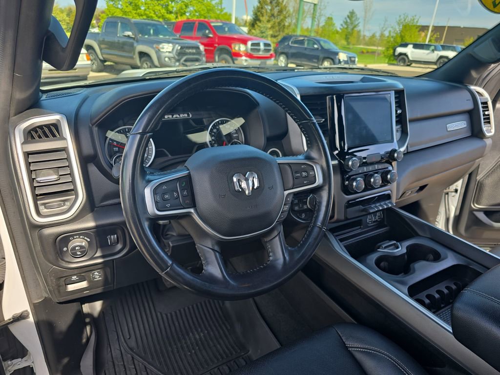 Used 2022 RAM 1500 Big Horn AWD/4WD image 16