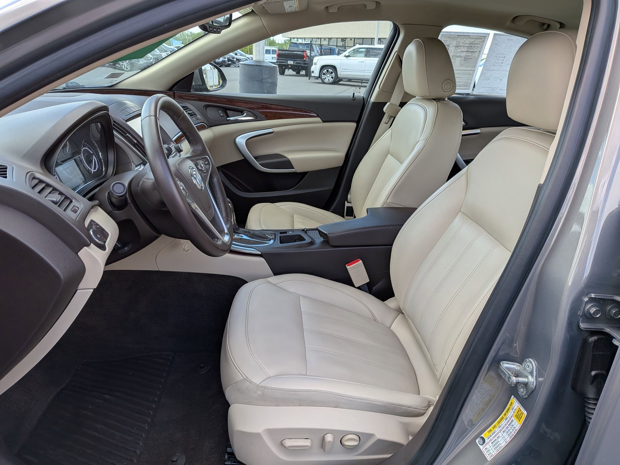 Certified 2017 Buick Regal Sport Touring image 19