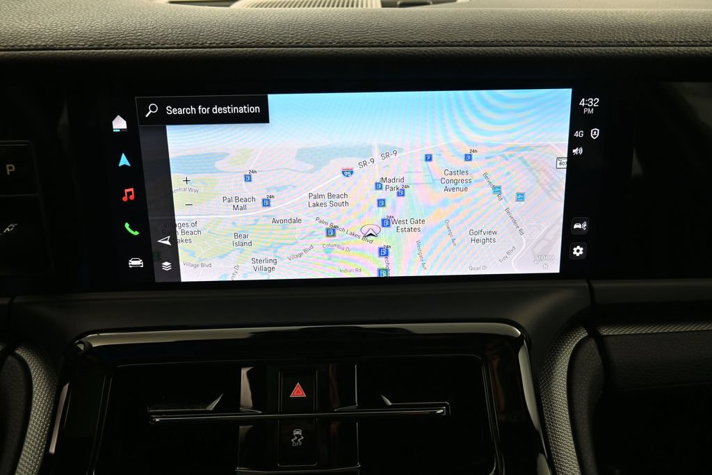 Certified 2025 Porsche Panamera RWD image 22