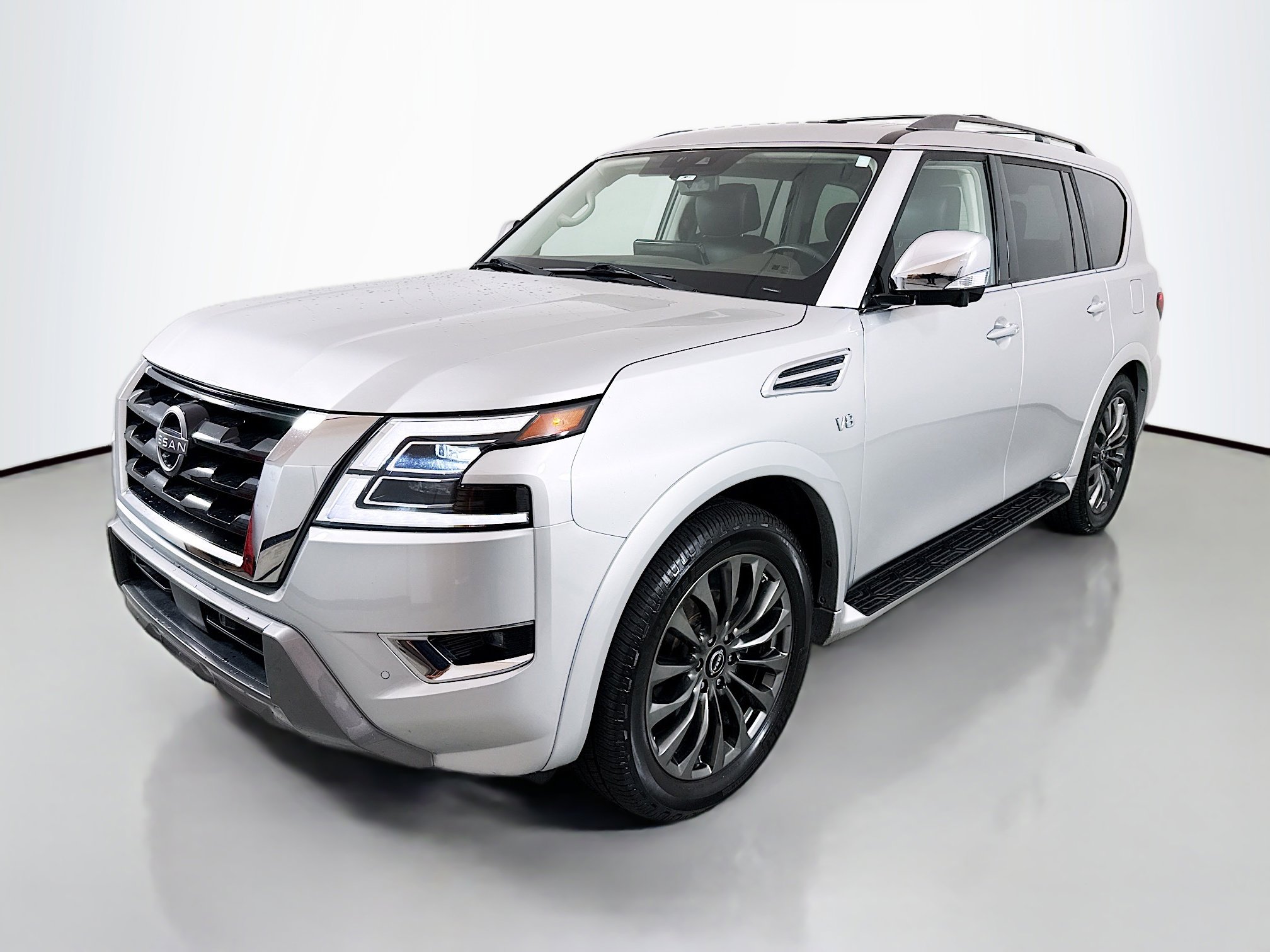 Used 2021 Nissan Armada Platinum w/ Captain's Chairs Package image 3