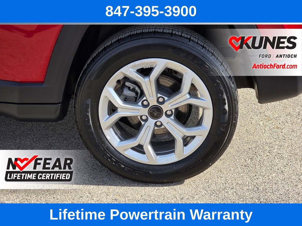 Used 2025 Jeep Compass Latitude image 11