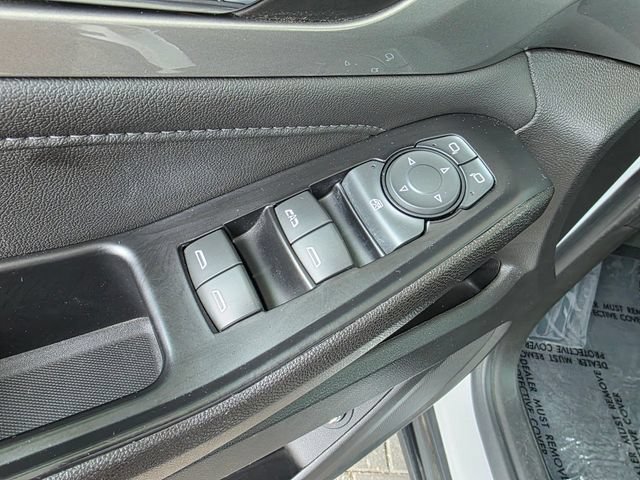 Used 2023 Chevrolet Traverse LT AWD/4WD image 23