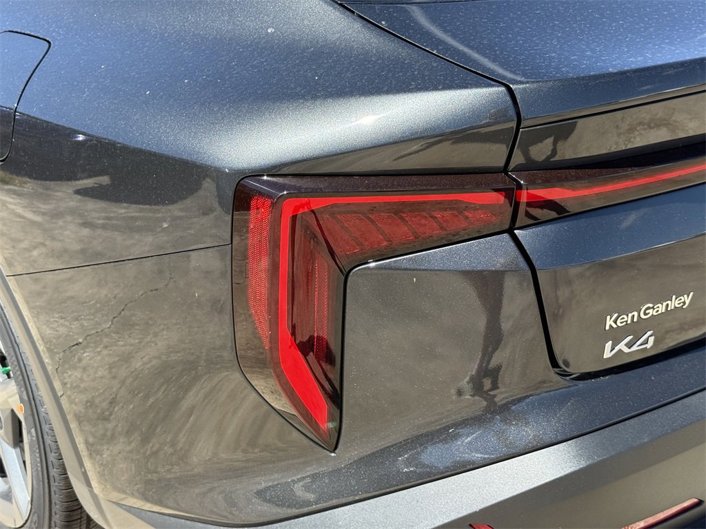 New 2025 Kia K4 LXS image 11