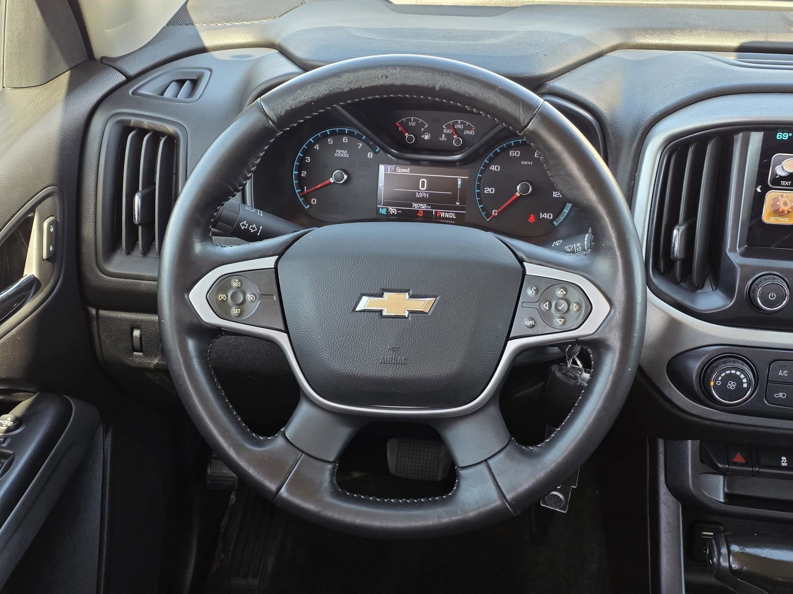 Used 2018 Chevrolet Colorado LT w/ LT Convenience Package image 24