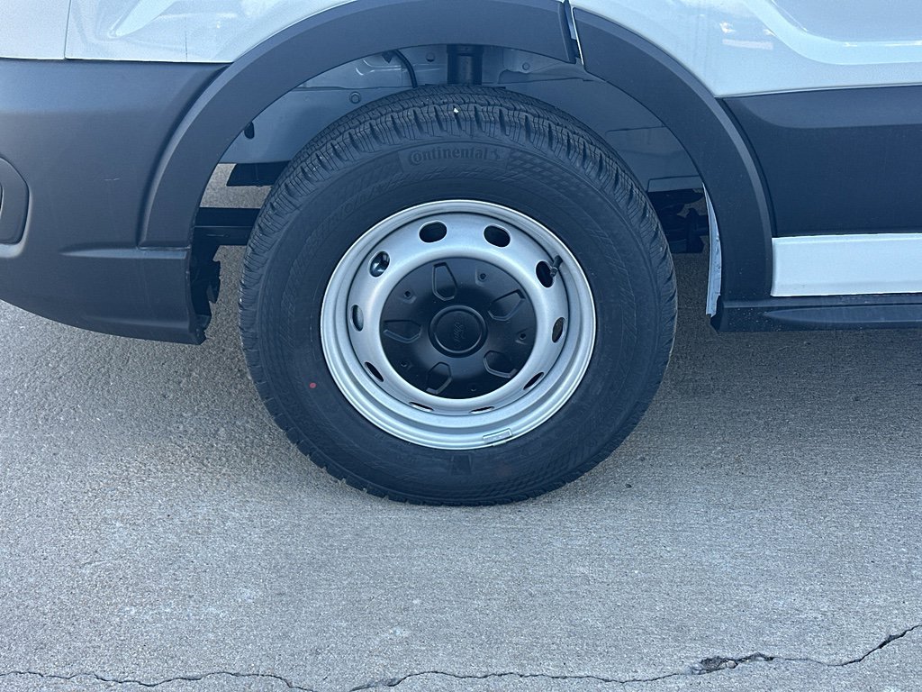 New 2026 Ford Transit 250 148 Medium Roof w/ Load Area Protection Package image 32