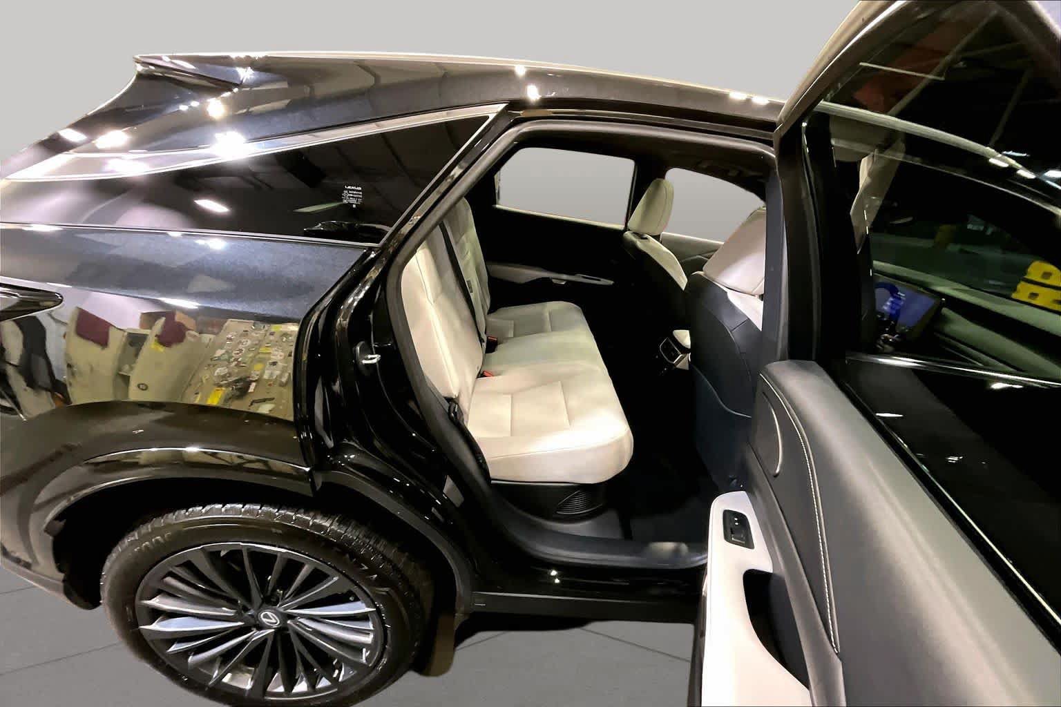 Certified 2026 Lexus RX 350h AWD/4WD image 21