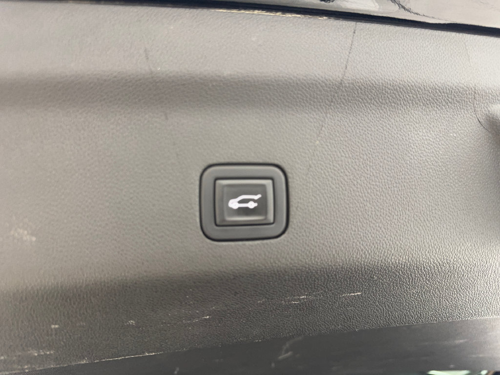 Used 2023 Chevrolet Tahoe LT RWD image 91