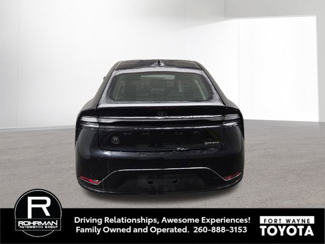 New 2026 Toyota Prius Plug-In Hybrid image 8