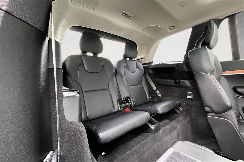 Used 2023 Volvo XC90 B6 Plus w/ Protection Package Premier image 26