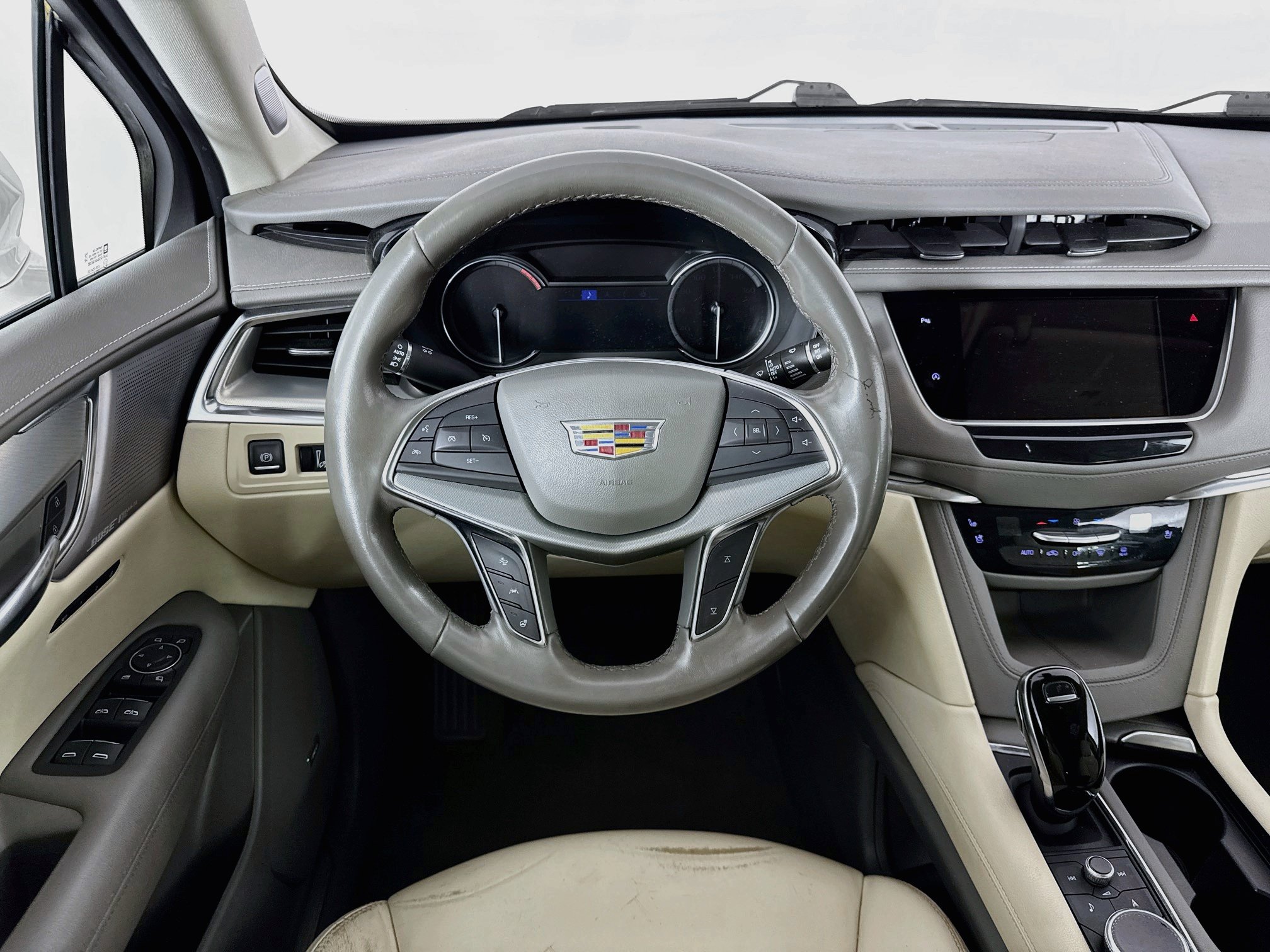 Used 2021 Cadillac XT5 Premium Luxury AWD/4WD image 23