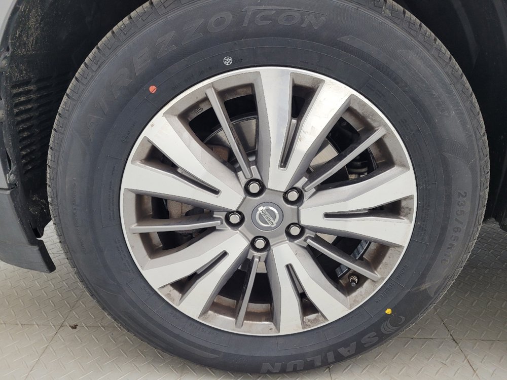 Used 2018 Nissan Pathfinder SV AWD/4WD image 31