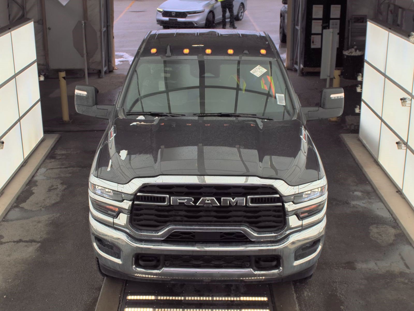 Used 2025 RAM 3500 Big Horn AWD/4WD image 3