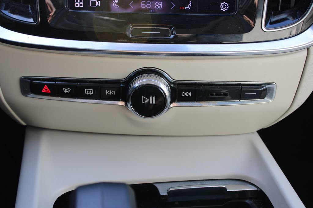 Used 2024 Volvo S60 B5 Plus image 29