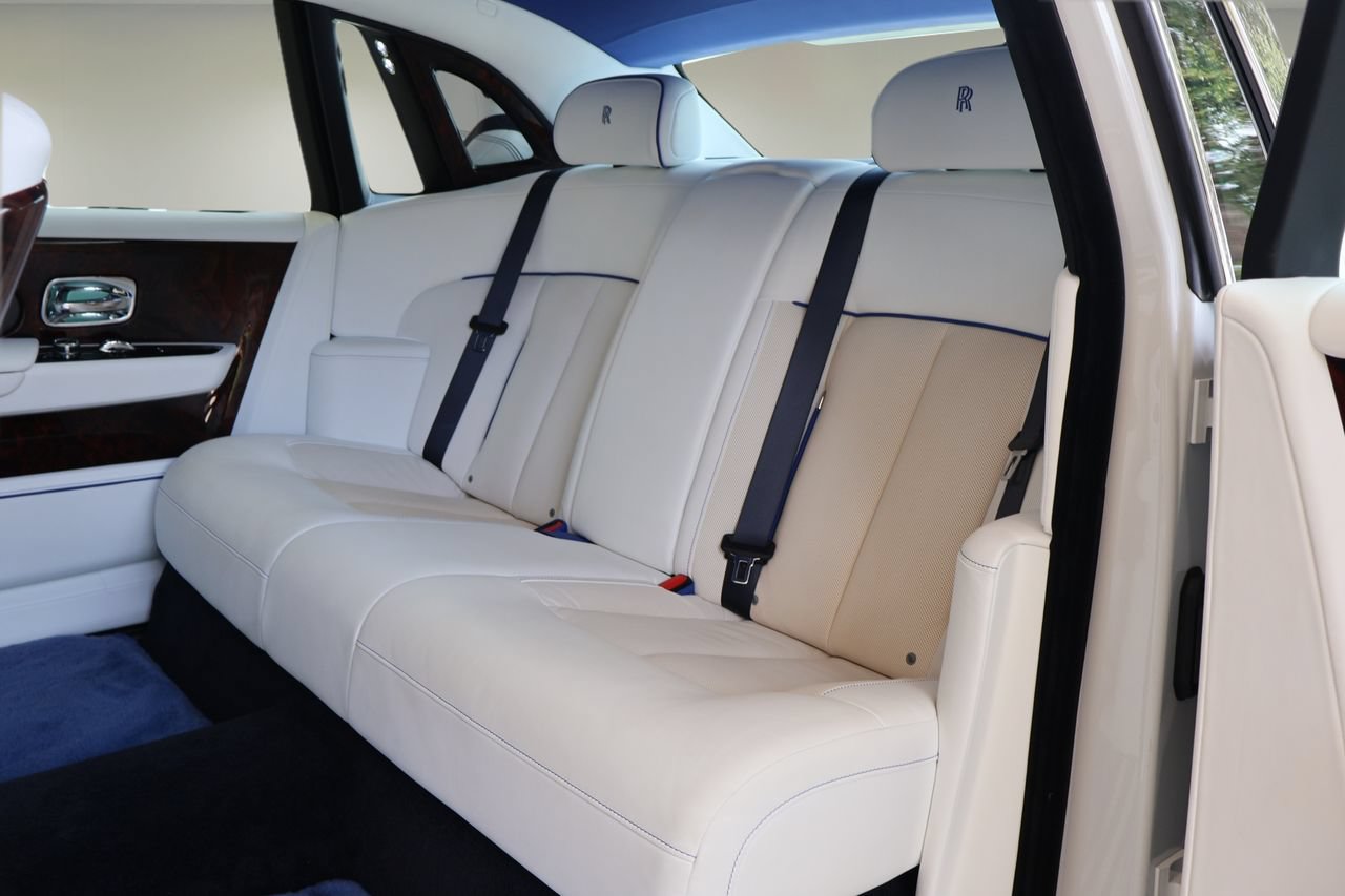 Certified 2023 Rolls-Royce Phantom Extended Wheelbase w/ Leather Finishing Pack RWD image 15
