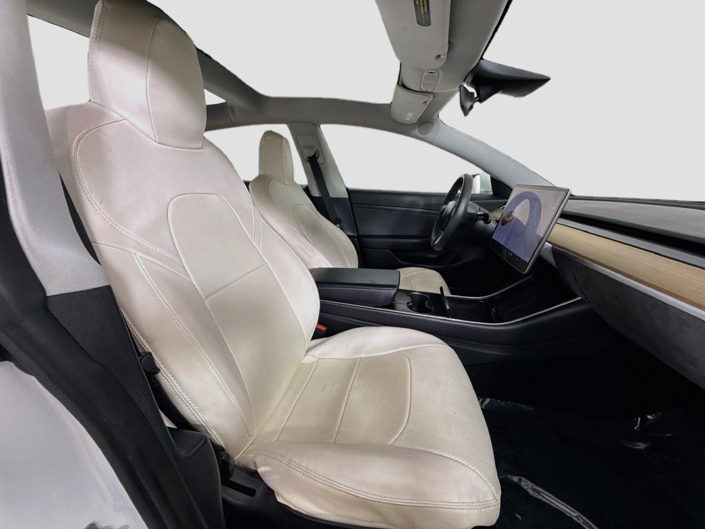 Used 2020 Tesla Model 3 Standard Range Plus RWD image 26