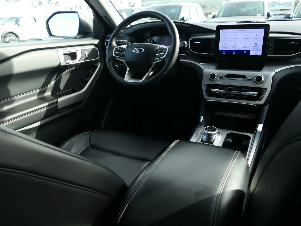 Used 2024 Ford Explorer XLT w/ Equipment Group 202A image 24