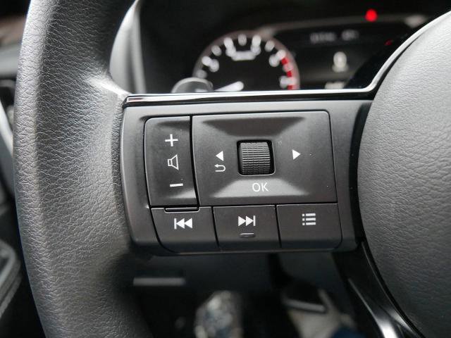 Certified 2021 Nissan Rogue SV image 20