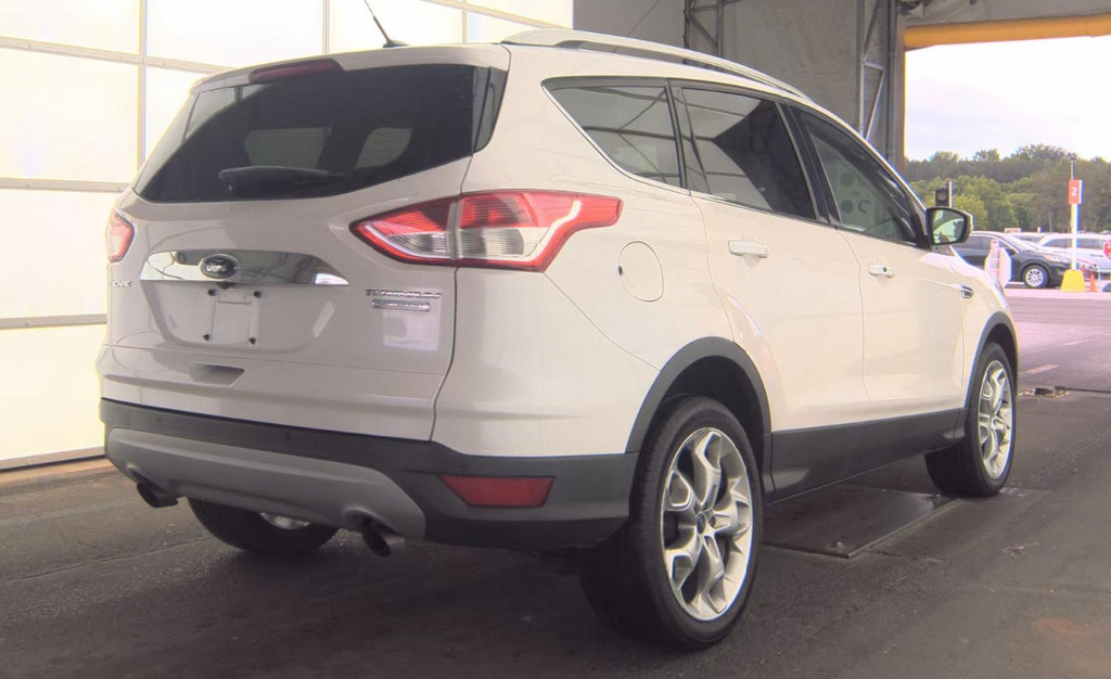 Used 2016 Ford Escape Titanium w/ Equipment Group 301A FWD image 4