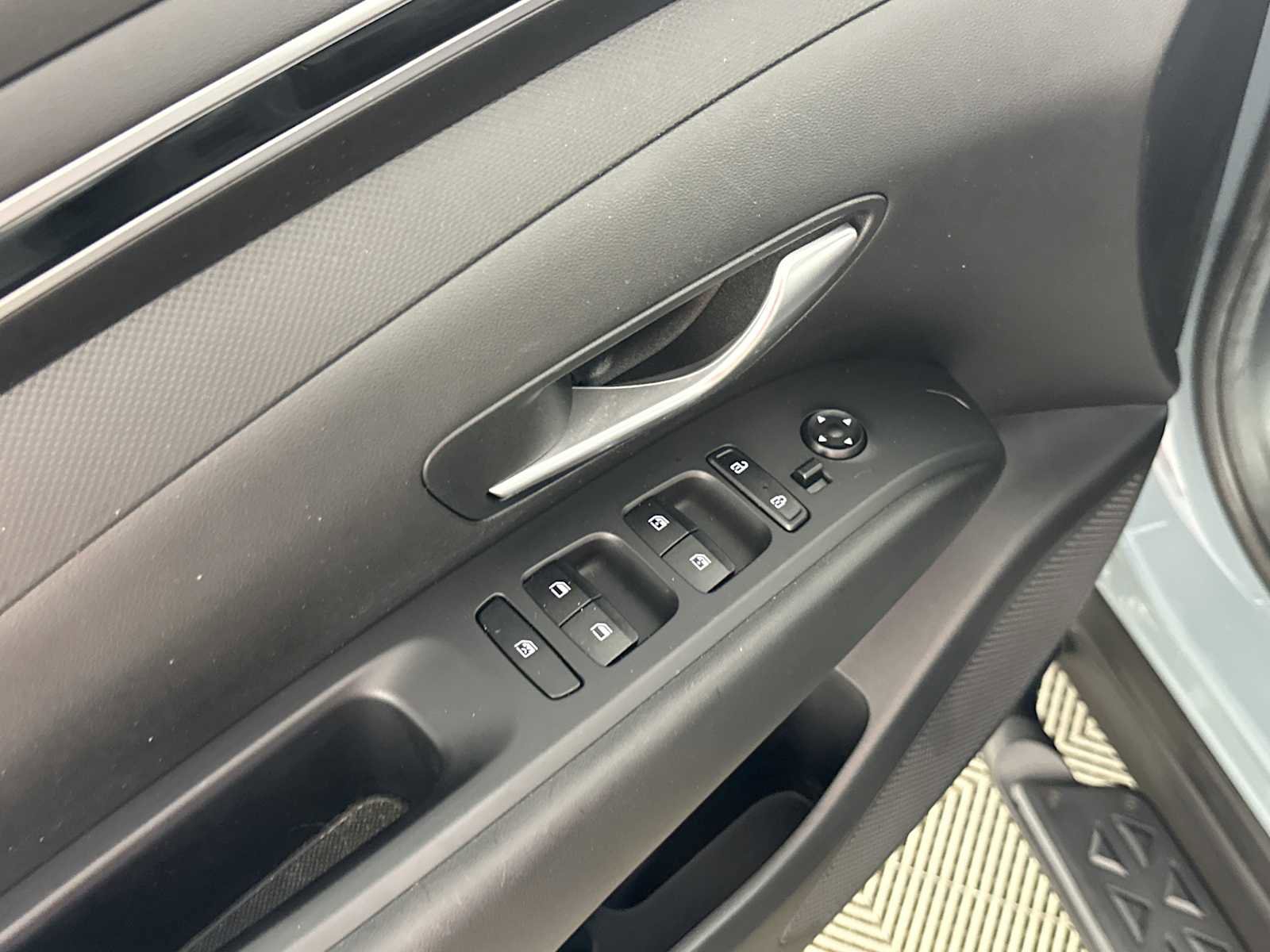 Certified 2023 Hyundai Santa Cruz SEL Premium image 17