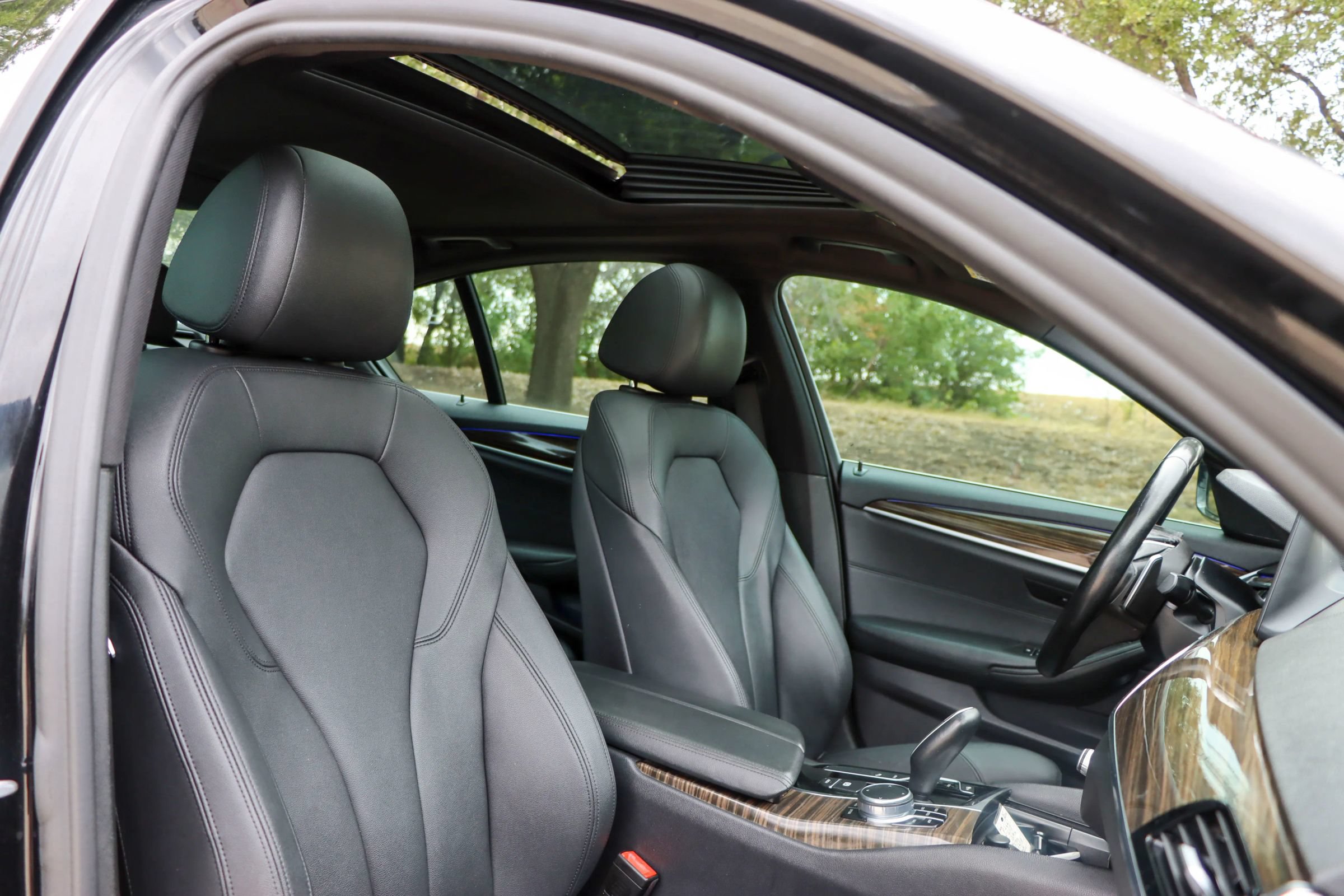 Used 2018 BMW 530e RWD image 21