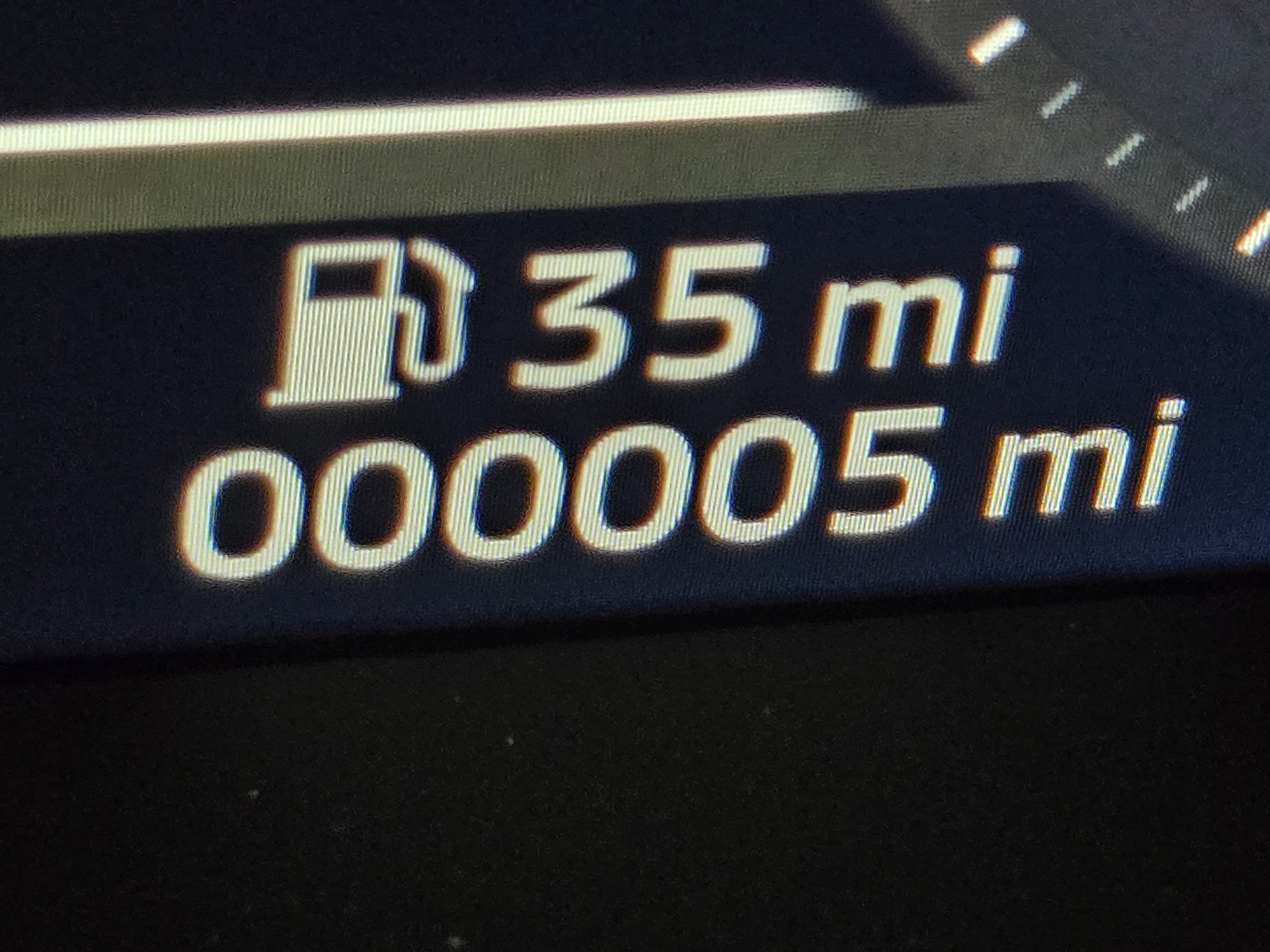 New 2026 Mitsubishi Outlander SEL image 18