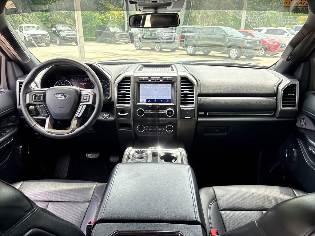 Used 2020 Ford Expedition XLT w/ Equipment Group 202A RWD image 7