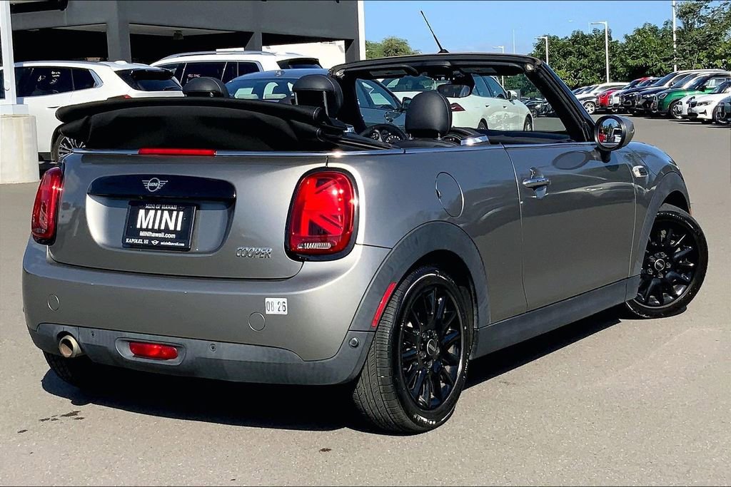 Used 2021 MINI Cooper Convertible image 11