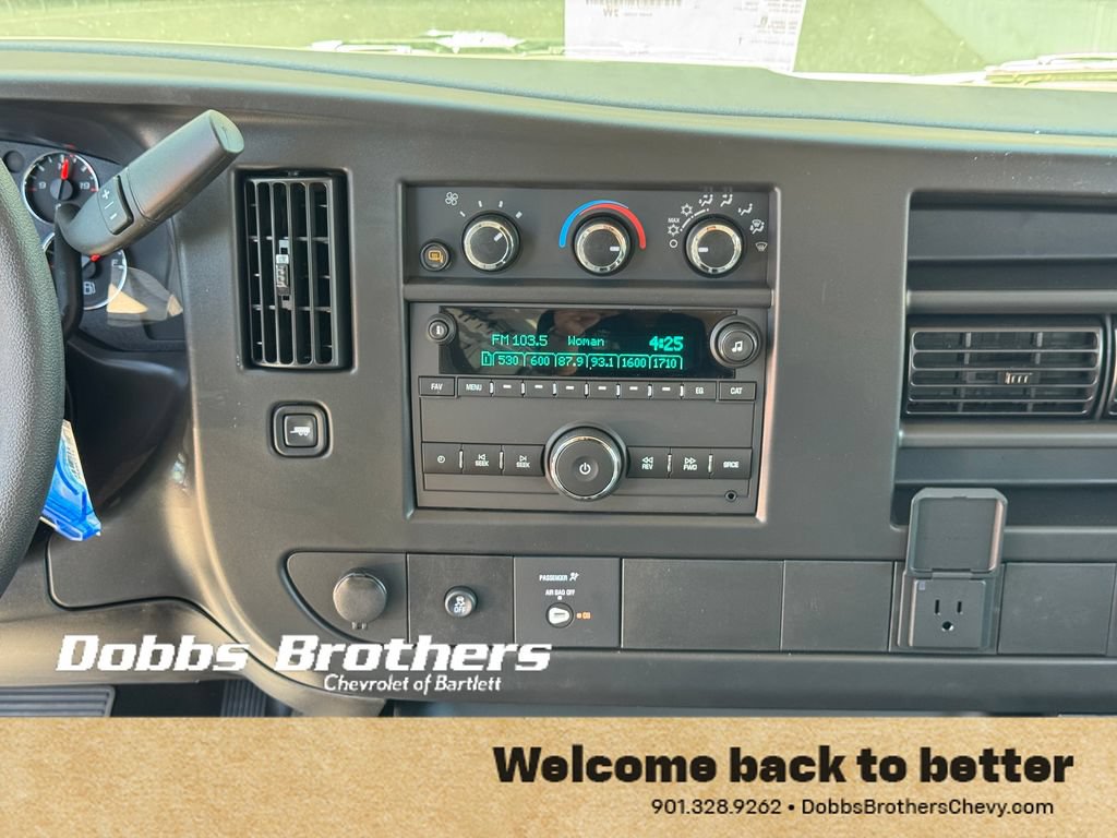 New 2026 Chevrolet Express 3500 Extended w/ Chrome Appearance Package RWD image 22