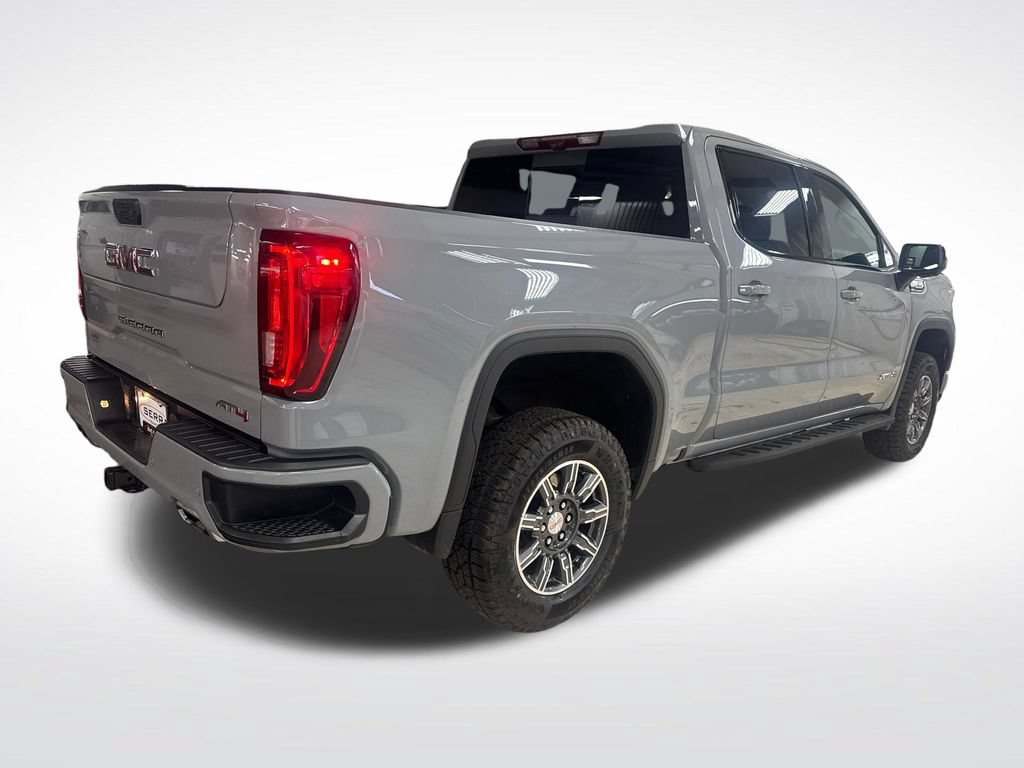 Used 2024 GMC Sierra 1500 AT4 w/ Technology Package AWD/4WD image 5