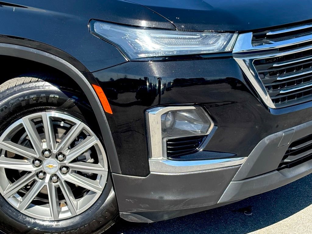 Used 2023 Chevrolet Traverse LT image 8