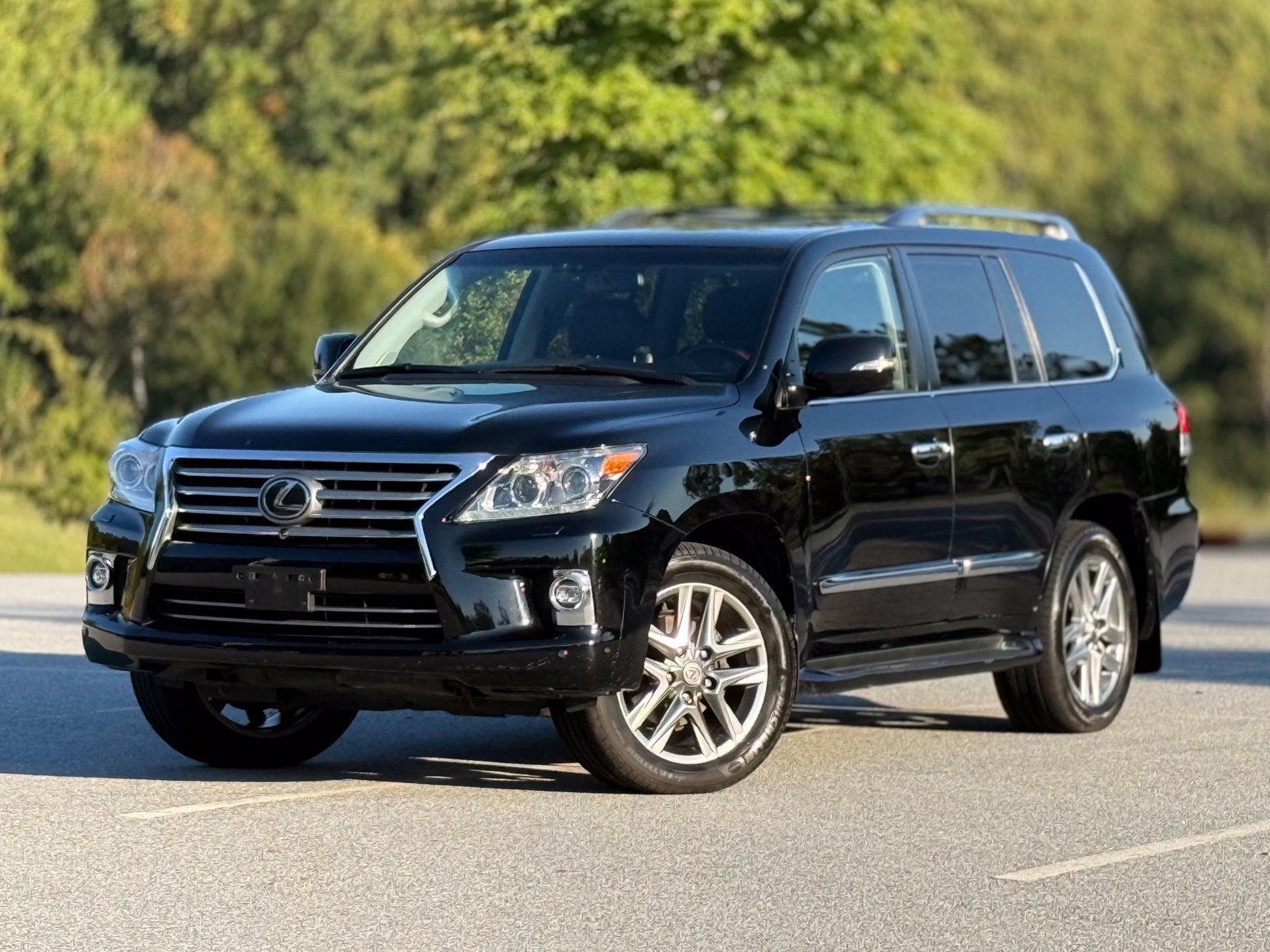 Used 2015 Lexus LX 570 4WD image 8