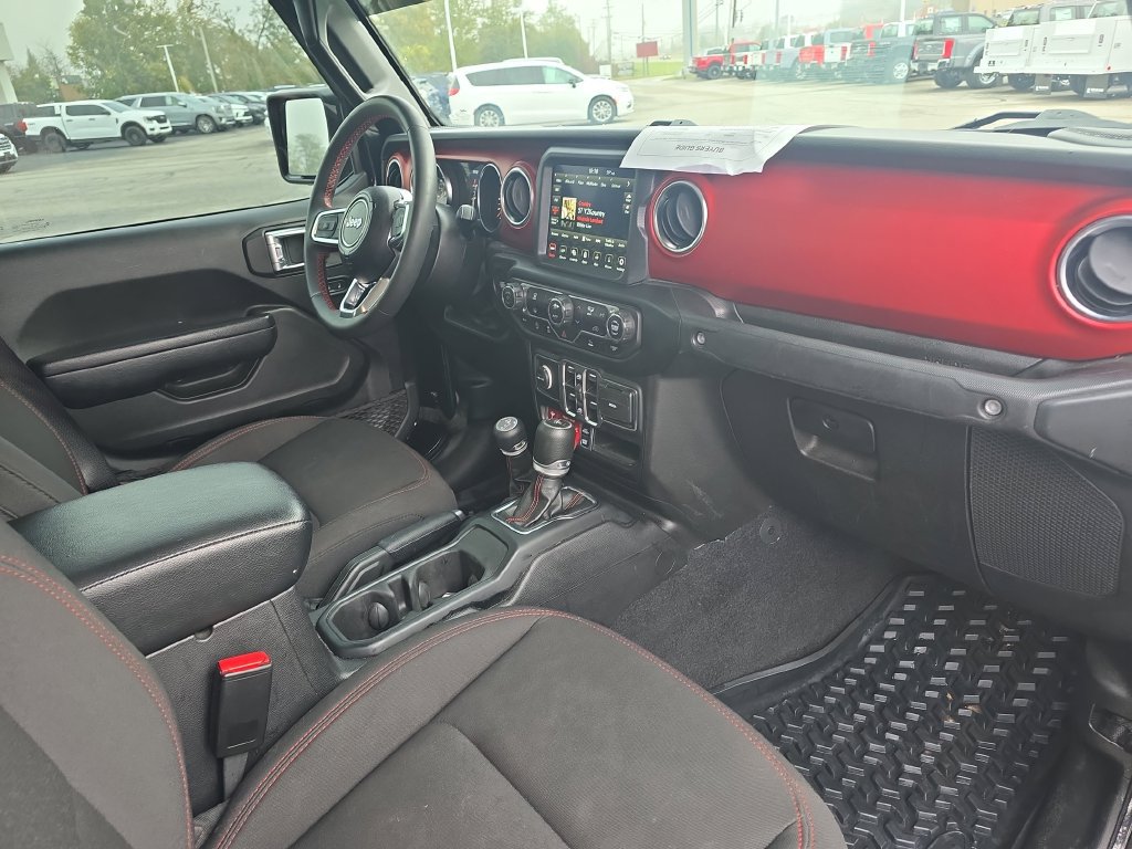 Used 2023 Jeep Gladiator Rubicon w/ Trailer Tow Package AWD/4WD image 22