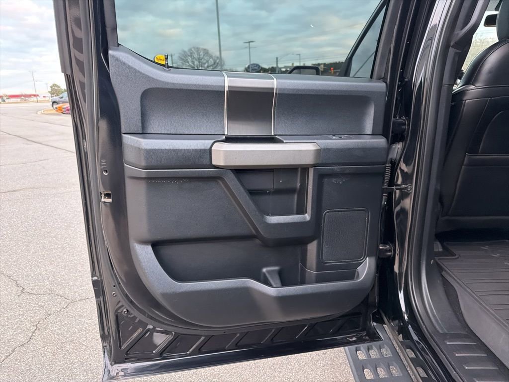 Used 2019 Ford F150 Raptor w/ Equipment Group 801A Mid image 15