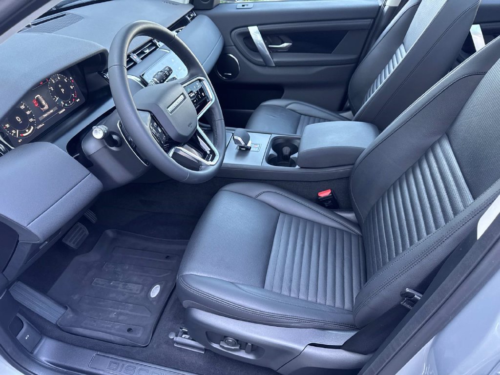 Certified 2025 Land Rover Discovery Sport S AWD/4WD image 22