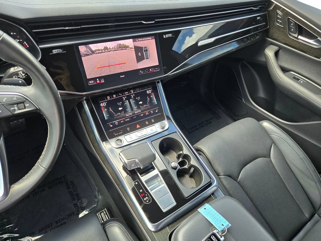 Used 2025 Audi Q8 Prestige AWD/4WD image 21