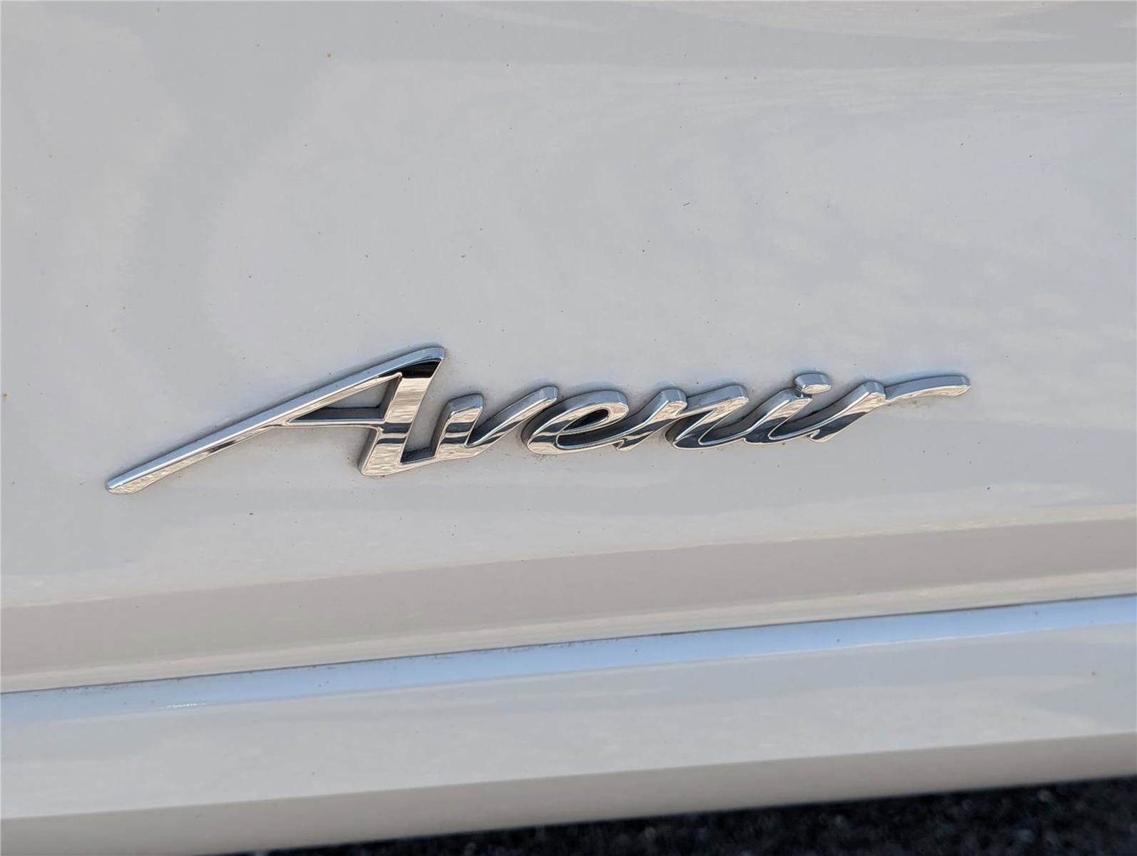 Used 2024 Buick Encore GX Avenir image 10