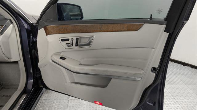 Used 2014 Mercedes-Benz E 350 4MATIC Wagon w/ Premium 1 Package image 24