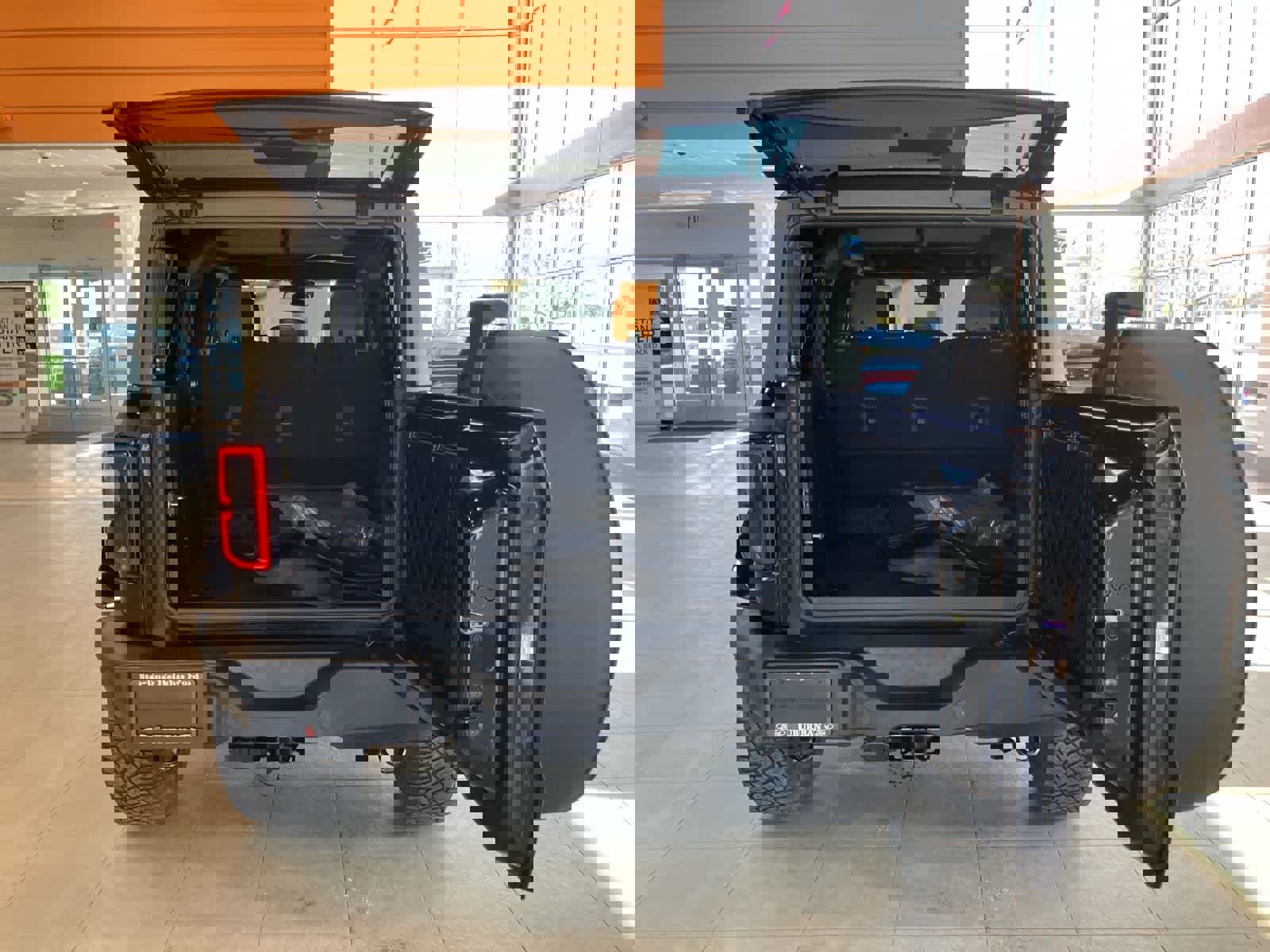 Used 2023 Ford Bronco Wildtrak AWD/4WD image 31