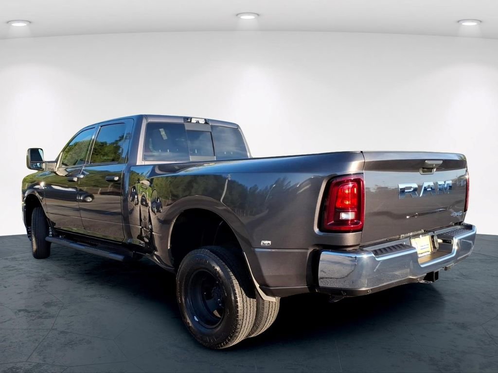 New 2026 RAM 3500 Tradesman AWD/4WD image 5