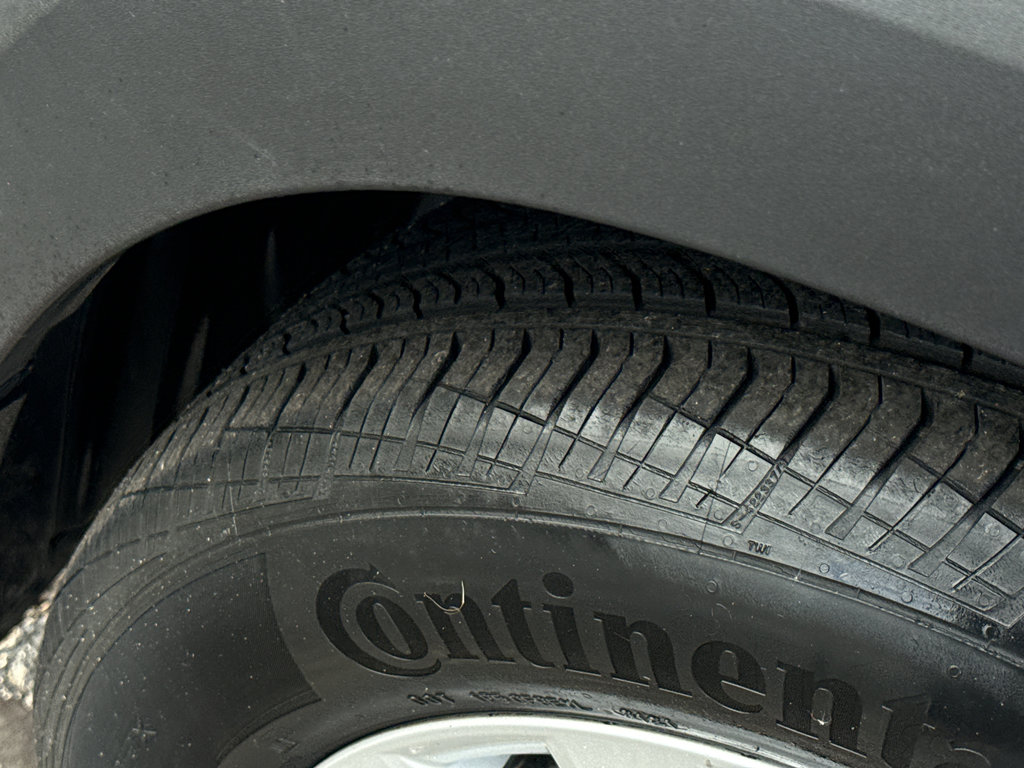 Used 2022 Toyota Corolla Cross LE image 11