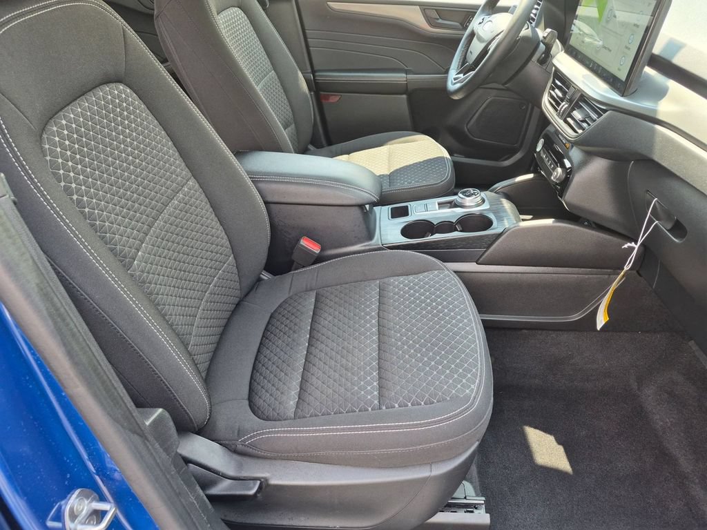 Used 2023 Ford Escape Active w/ Tech Pack #1 AWD/4WD image 28